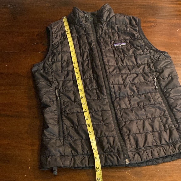 MEN’S BLACK NANO PUFF VEST🔥 - Picture 12 of 15